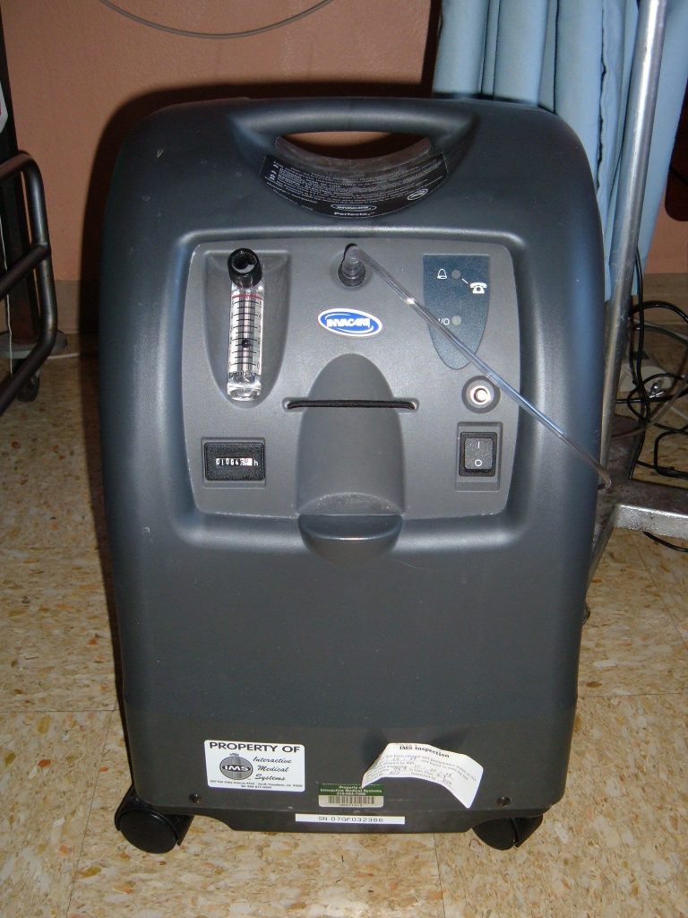Photo of a home oxygen concentrator device