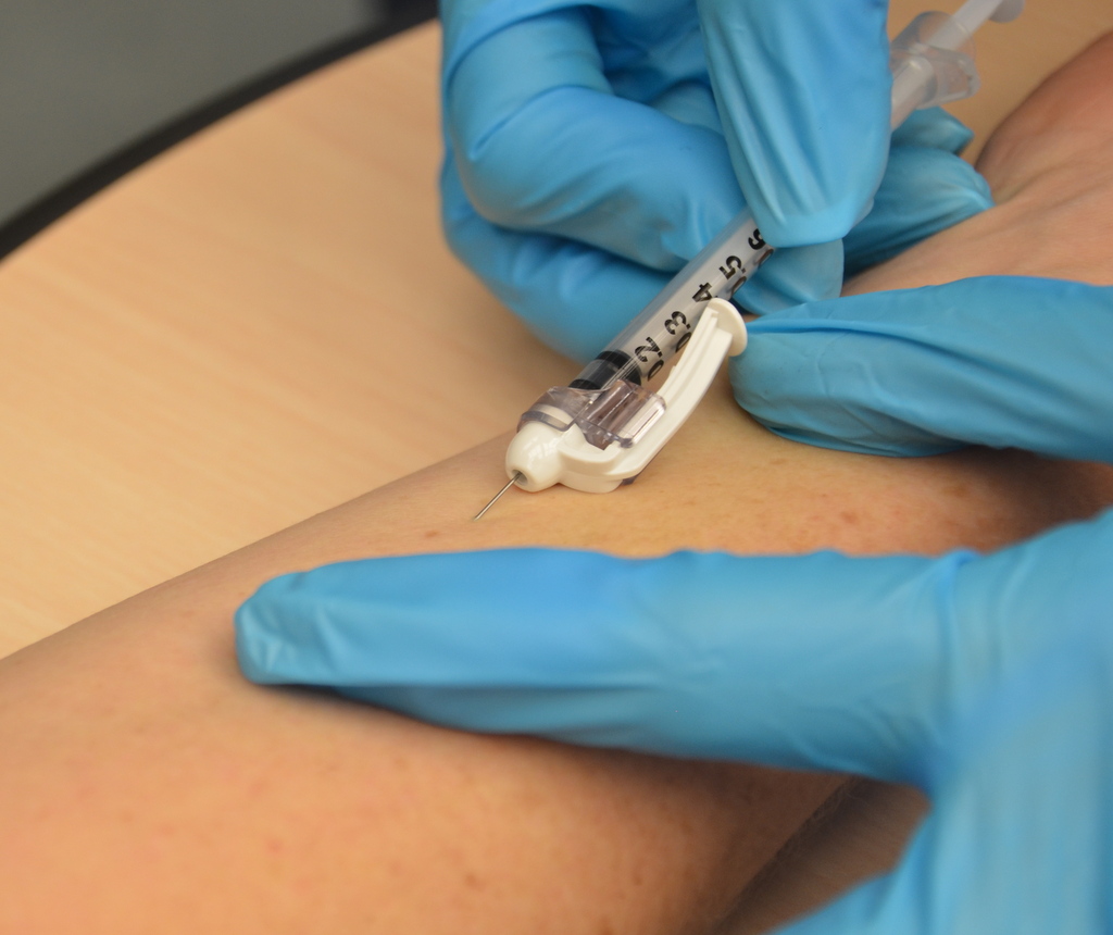 Photo demonstrating intradermal injection