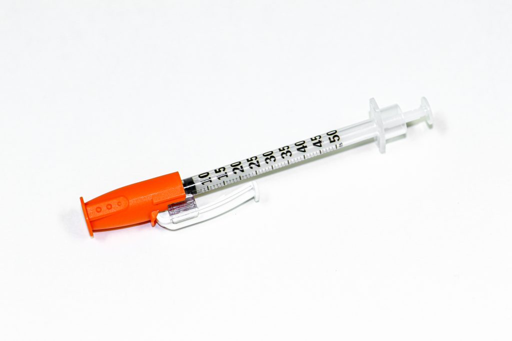 Photo showing closeup of an insulin syringe