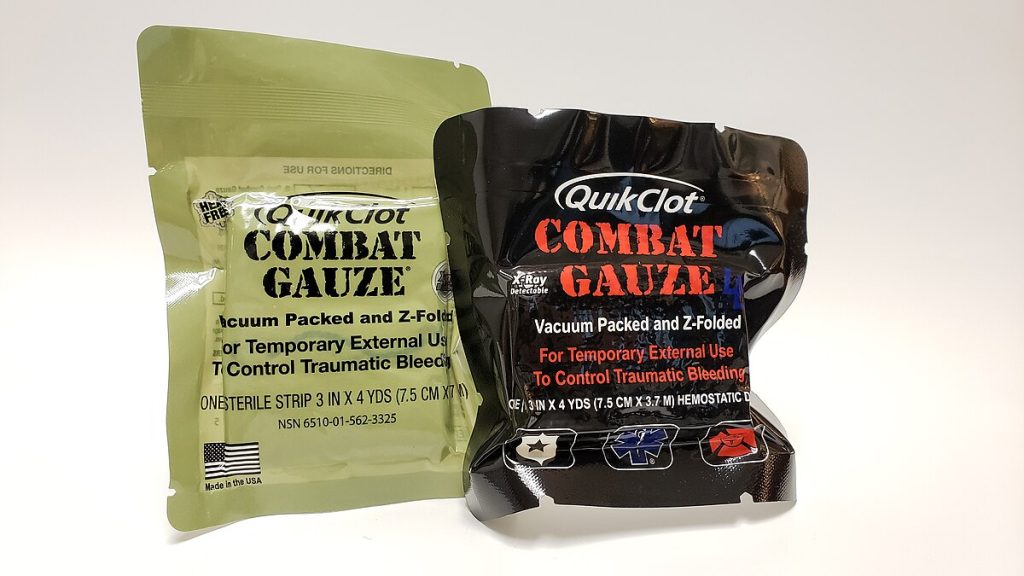 Hemostatic gauze dressing for hemorrhage control